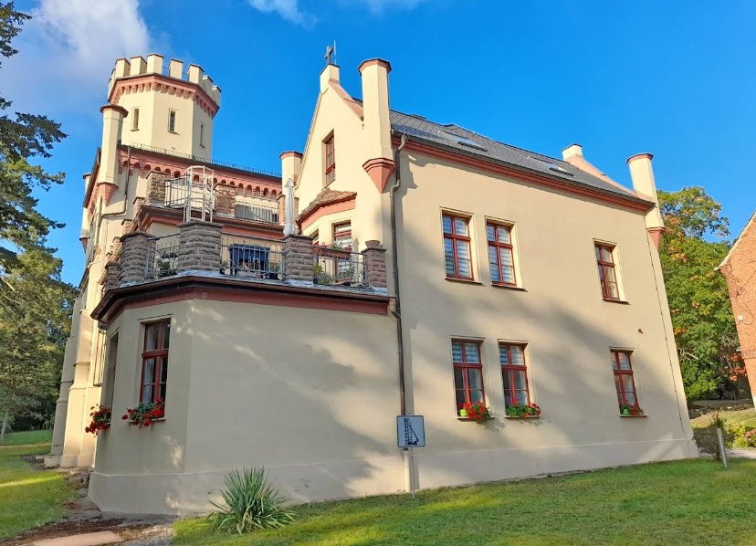 Schloss Detzel, Haldensleben, Germany, Germany